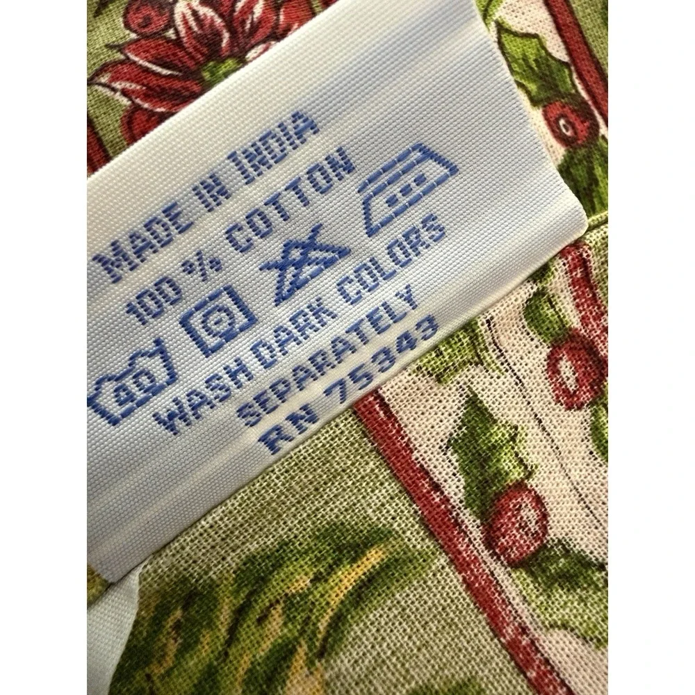 April Cornell Christmas Tablecloth 60x120 Green Paisley Tree Border 100% Cotton